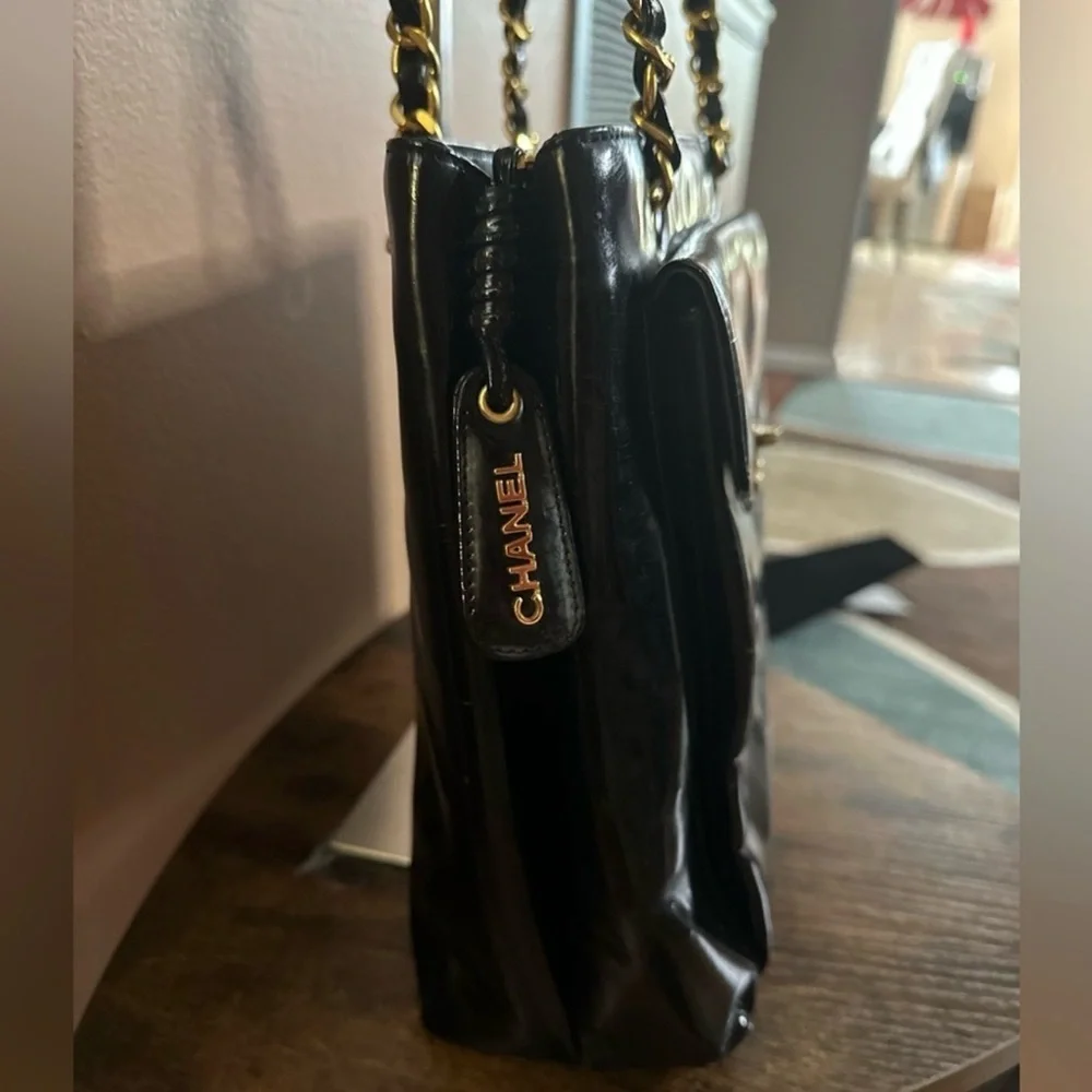 CHANEL vintage black